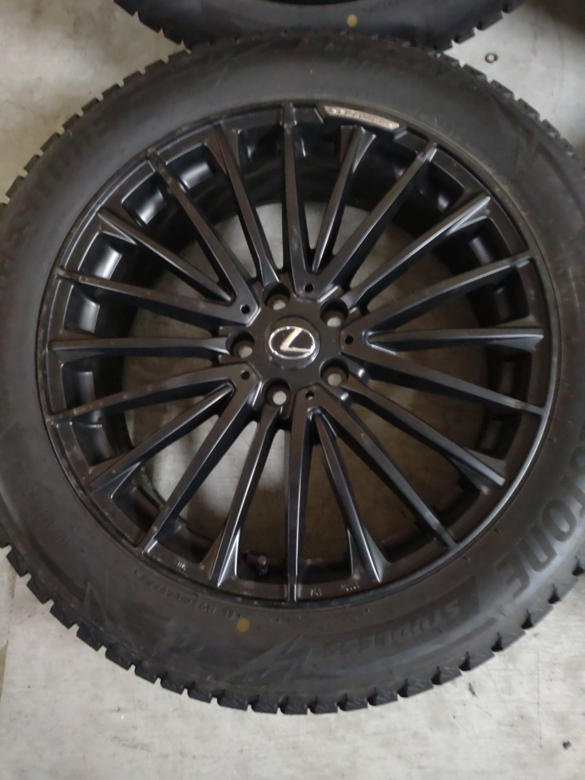 LEHRMEISTER レアマイスター LF-FORCE 20インチ 7.5J +35 PCD114.3-5H 