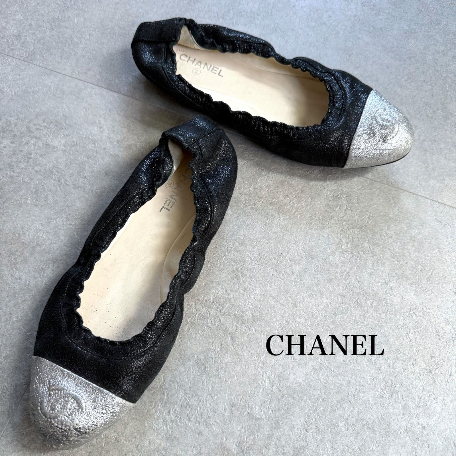 CHANEL ブラック フラットシューズ パール装飾 シャネル フラット バレエシューズ ブラック 【公式通販】