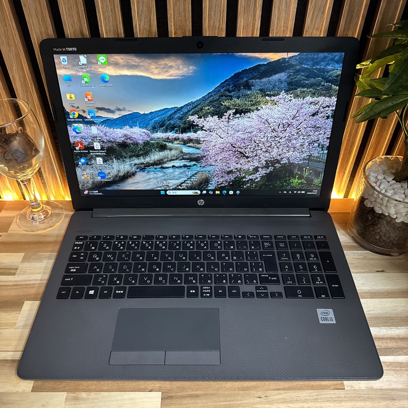 激安大阪 人気‼️HP 250 G7 ☘️SSD256GB☘️メモリ8GB☘️大型ノート
