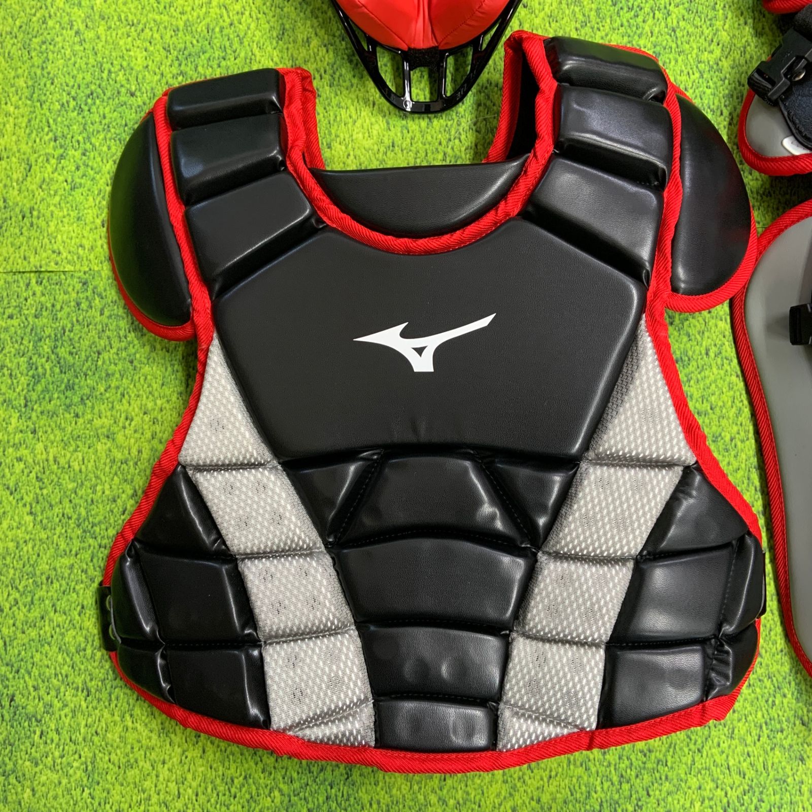ミズノ MIZUNO 少年軟式 ソフトボール キャッチャー防具 3点 ミズノ MIZUNO 少年軟式 ソフトボール キャッチャー防具 3点