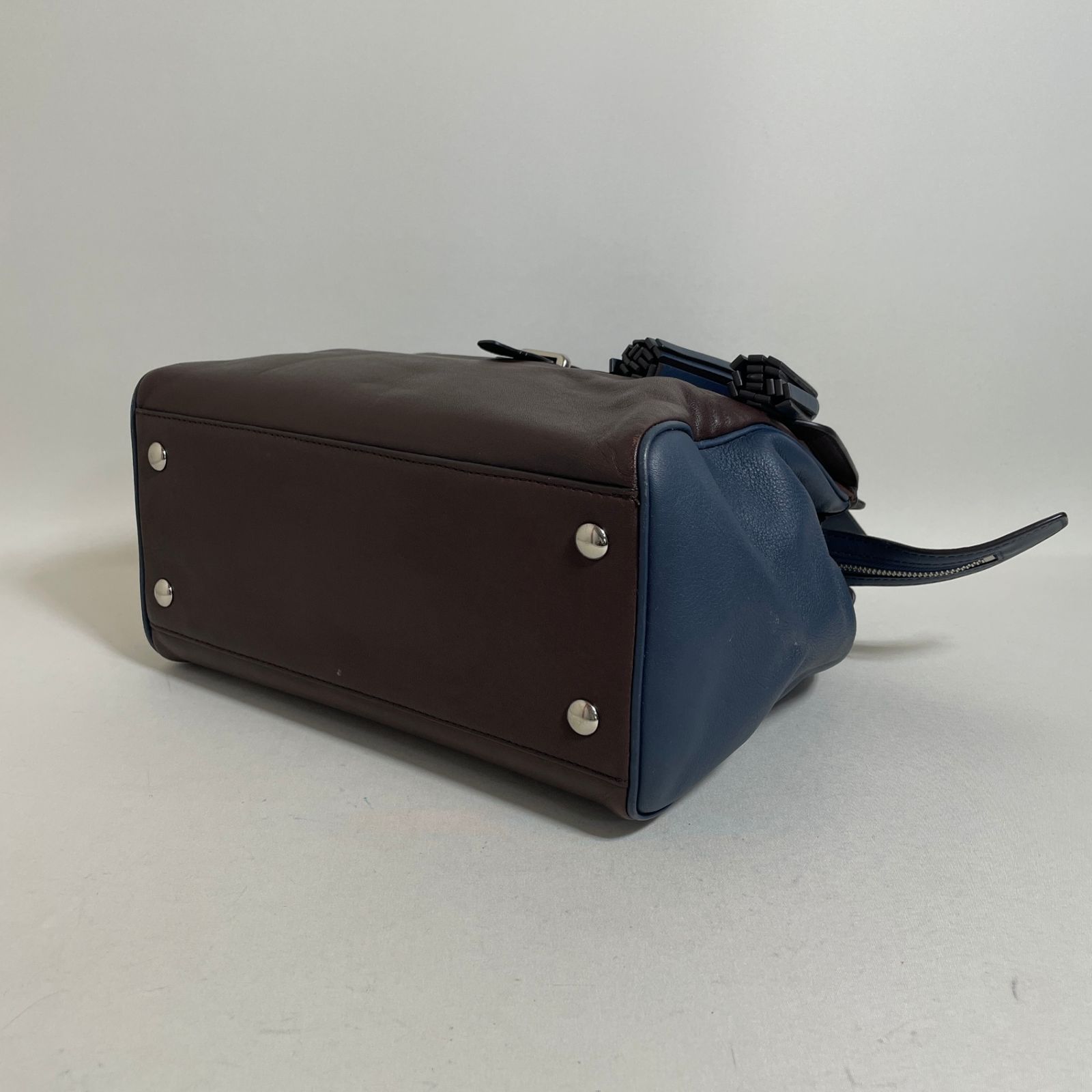 2603-39｜コーチ 2WAYハンドバッグ レザー バイカラー - メルカリ