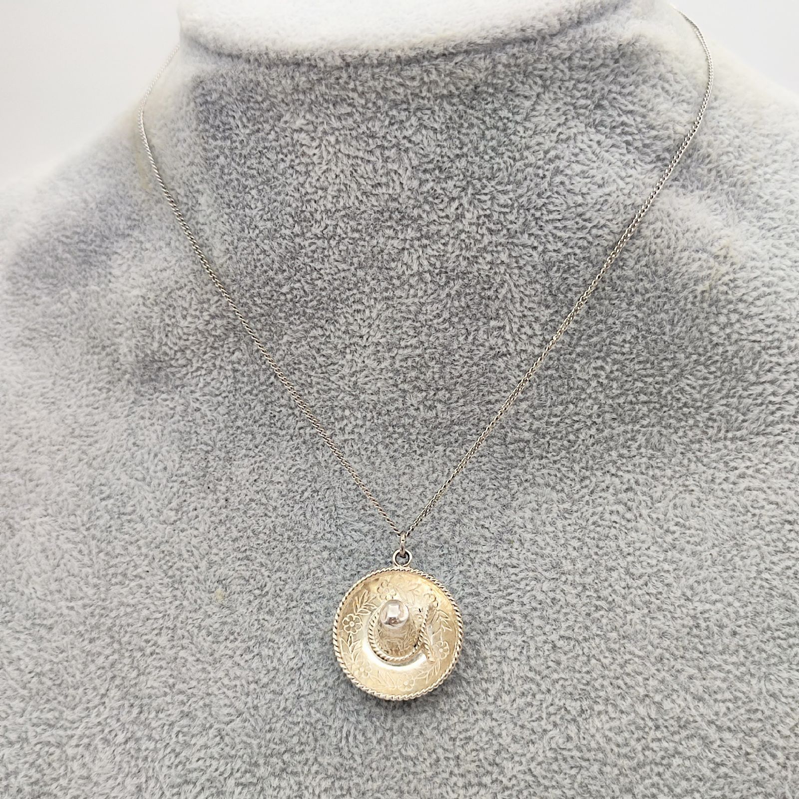 メキシカンジュエリー　ネックレストップ 美品】メキシカンジュエリー MEXICO メキシカンハットペンダントトップ
