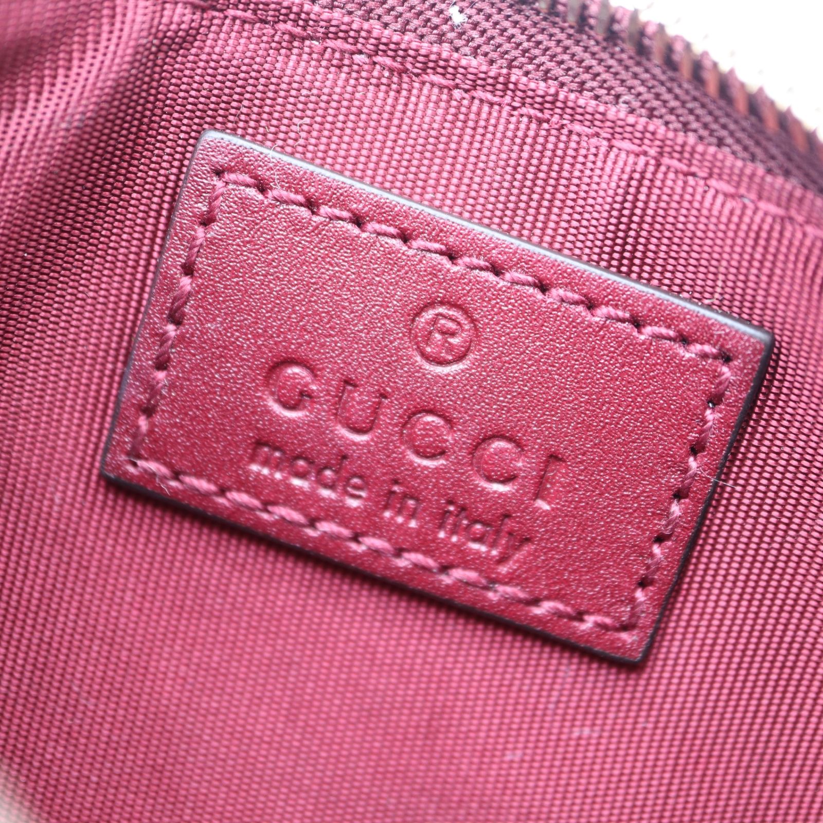 GUCCI(グッチ) 札入れ - ボルドー レザー GUCCI グッチ GGエンブレム 