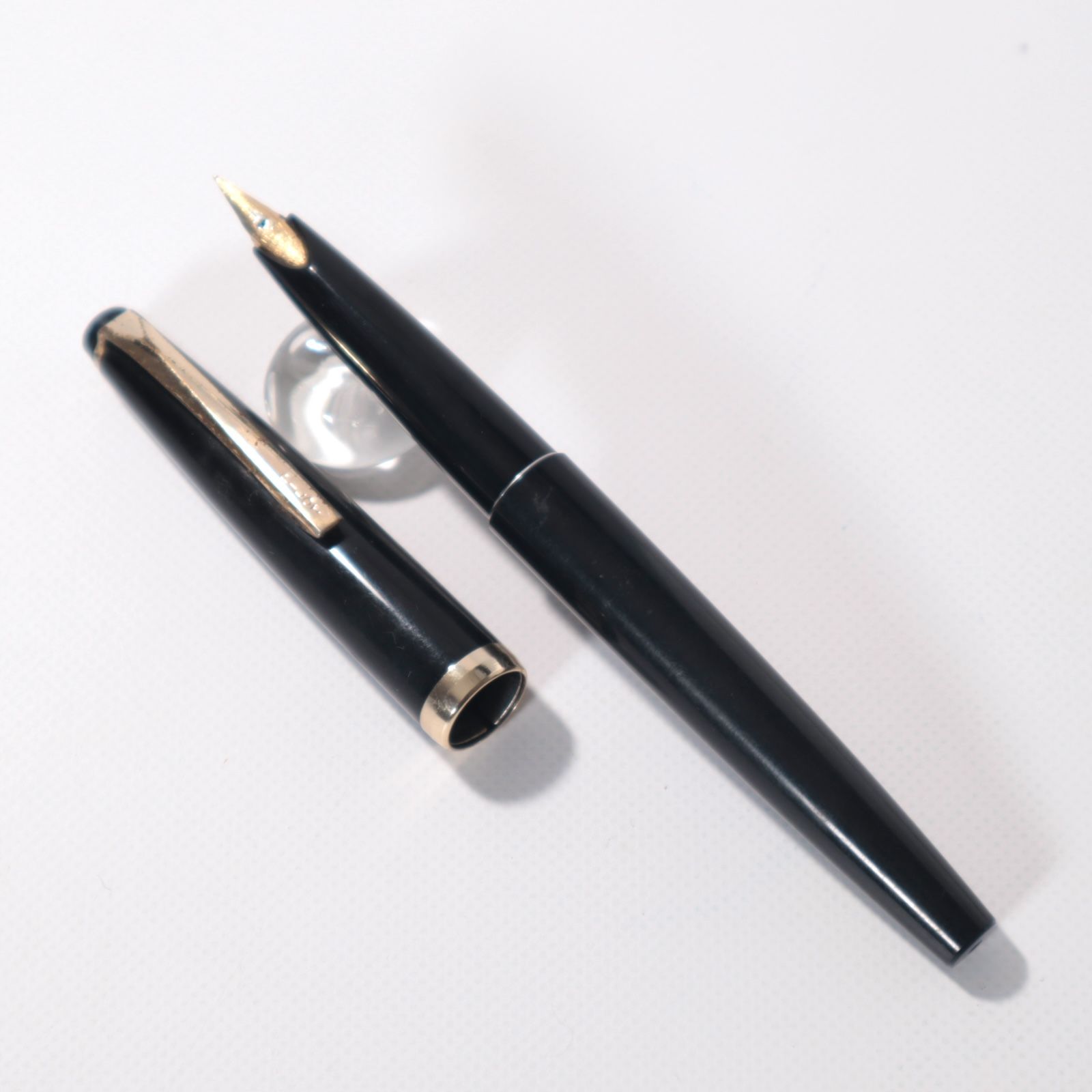 PILOT パイロット 万年筆 SUPER QUALITY 中古品 PILOT パイロット スーパークオリティ 万年筆 ブラック ゴールド 両用