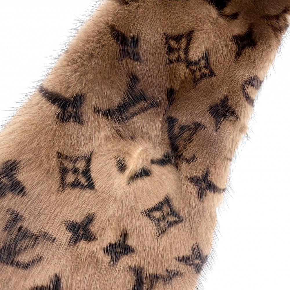【売り尽くし】LOUIS VUITTON ルイヴィトン マフラー モノグラム エシャルプヴィゾン 防寒具 ファッションアイテム M72245 ミンク    ブラウン 茶 レディース 秋 冬【中古品】 LOUIS VUITTON - LOUIS VUITTON ルイヴィトン マフラー モノグラム