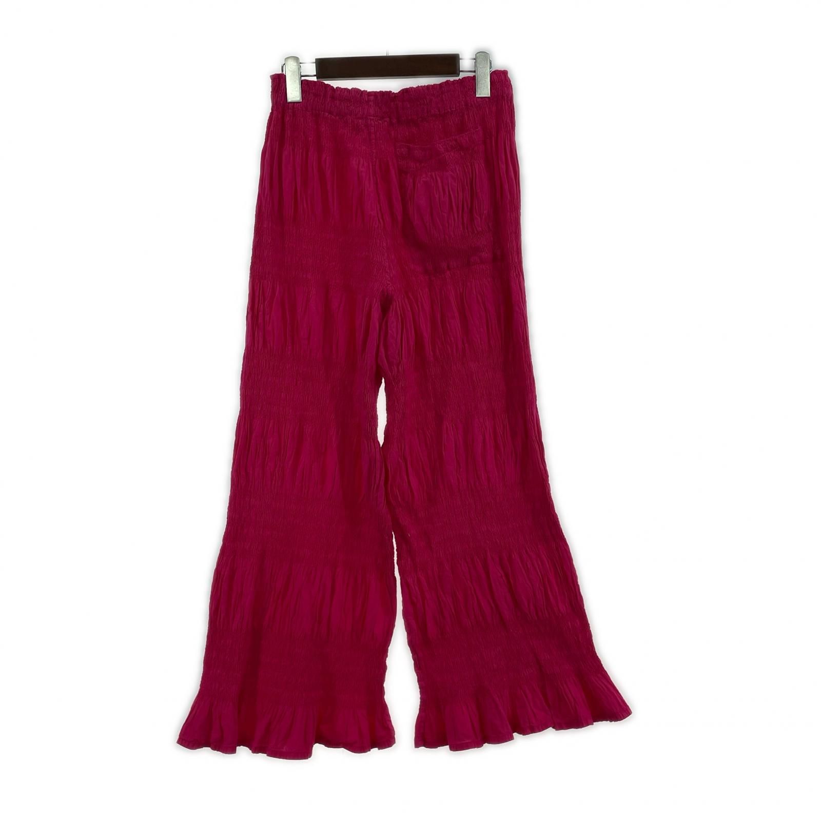 ISSEY MIYAKE パンツ SHRINK STRIPE PANTS ピンク - メルカリ