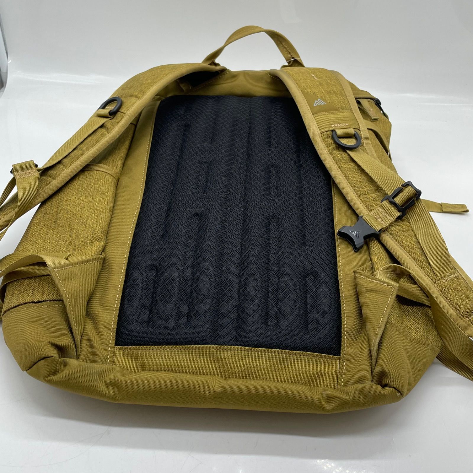BN8378○GREGORY グレゴリー バックパック デイパック リュック ミルク 