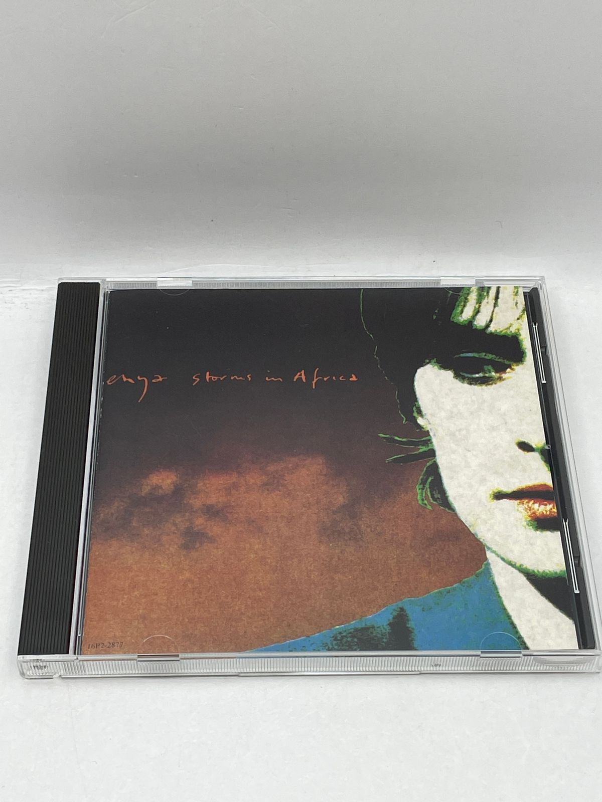 CD・ケース新品】 エンヤ ストームス・イン・アフリカ ENYA 2604CZto87