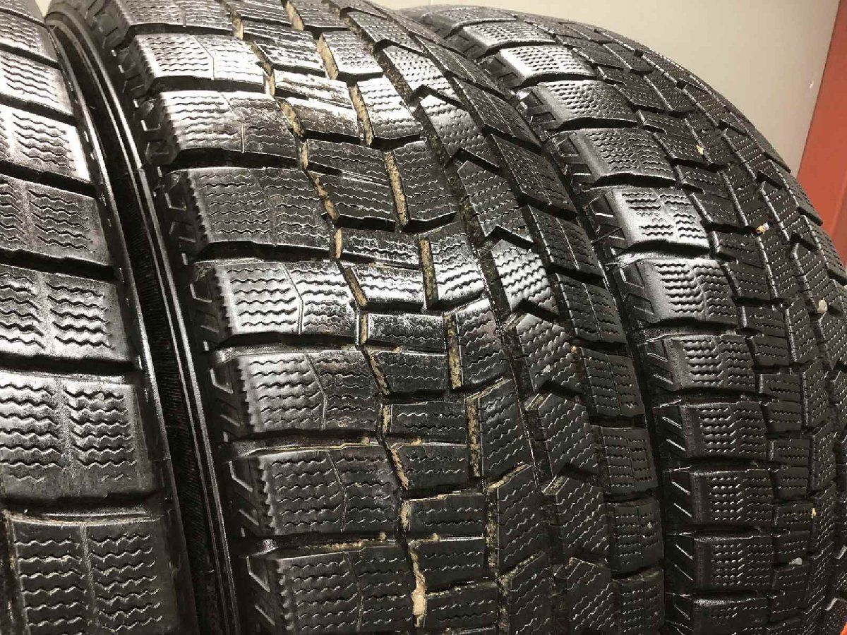 DUNLOP WINTER MAXX WM02 205/60R16 16インチ スタッドレス 4本 22～23年製 バリ溝 レガシィB4 プリウスα ステップワゴン ノア等 (STZ132) DUNLOP WINTER MAXX WM02 205/60R16 16インチ スタッドレス 4本 22～23