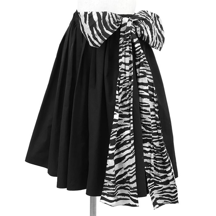 SALE【極美品】PRADA プラダ フレアスカート サイズ 38 レディース