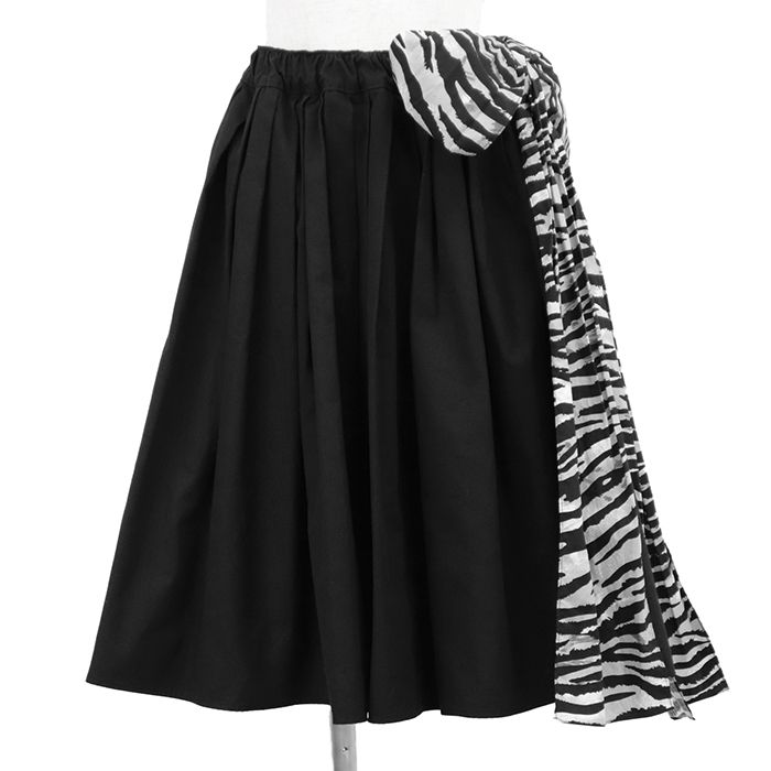 SALE【極美品】PRADA プラダ フレアスカート サイズ 38 レディース