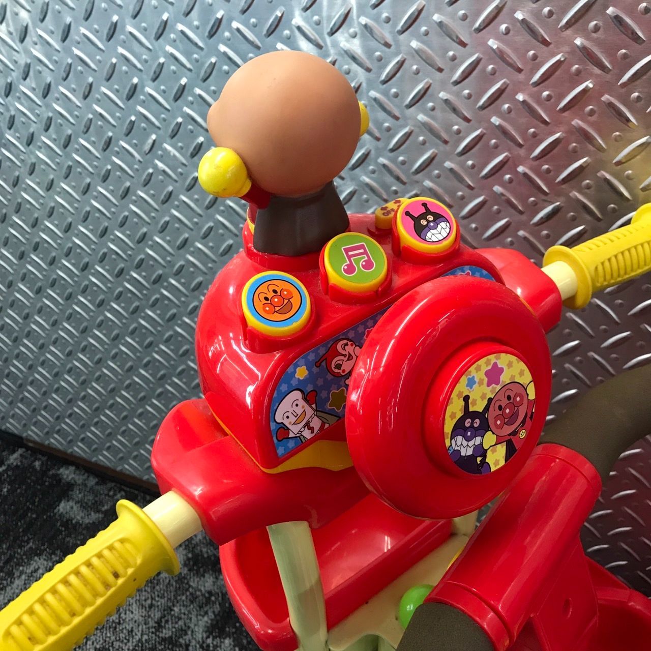 アンパンマン おでかけ三輪車 ブザー付 それいけ！ アンパンマン