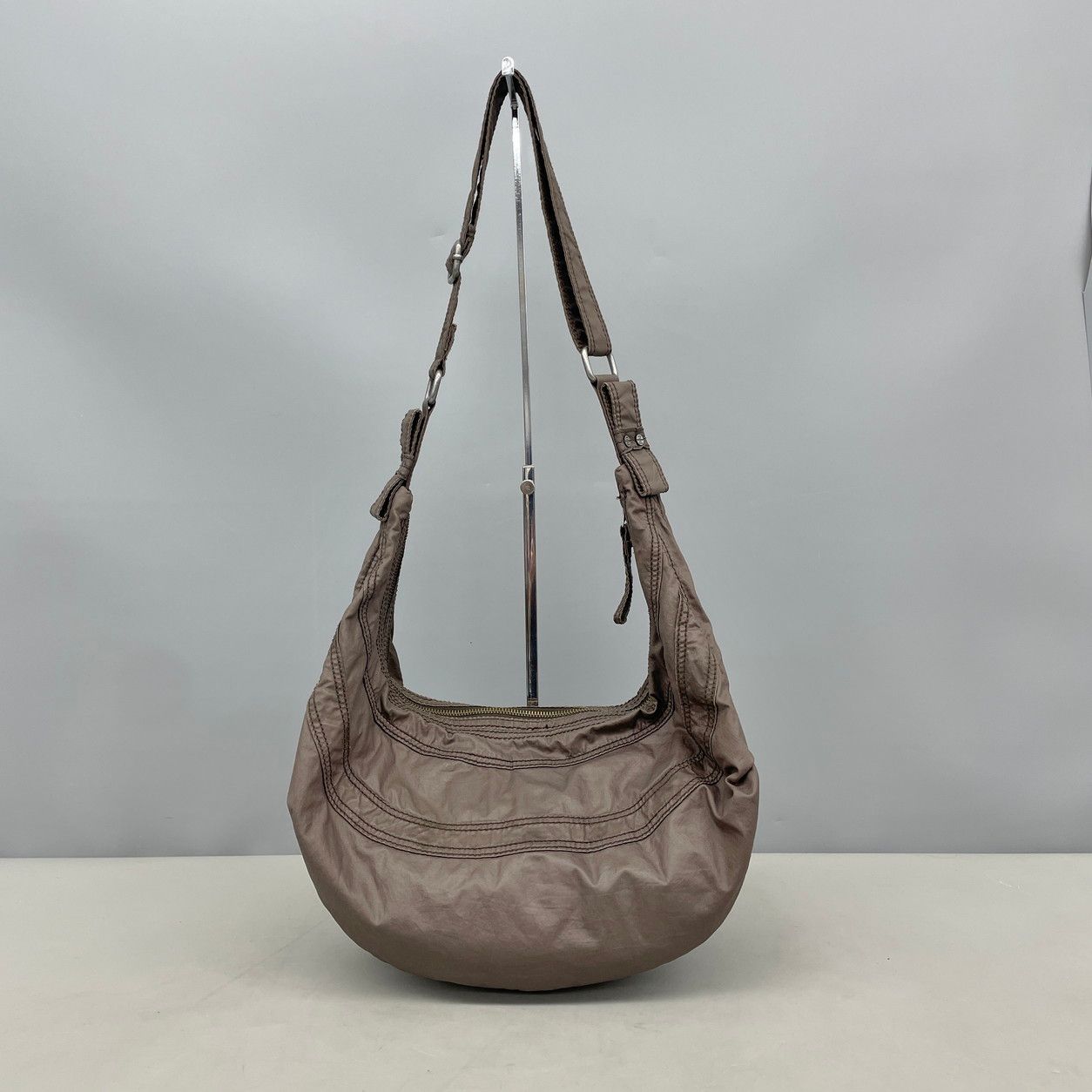 DIESEL ディーゼル ショルダーバッグ ブラウン