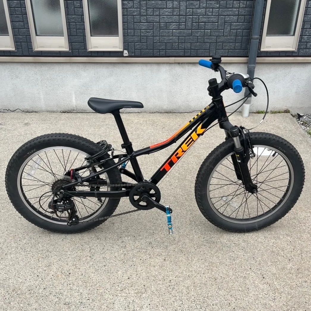 TREK Precaliber 24 8S（トレック プレキャリバー24 キッズバイク 