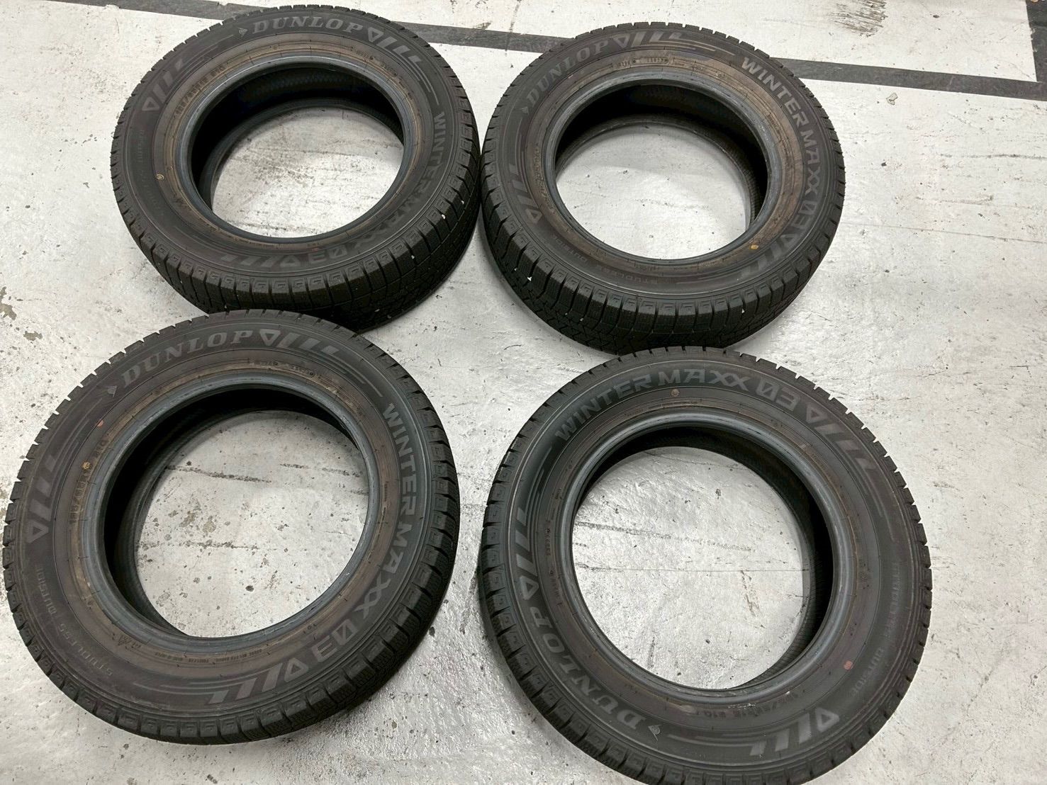 T3003☆送料込み！冬タイヤ4本セット DUNLOP ウィンターマックス03 195/65R15☆