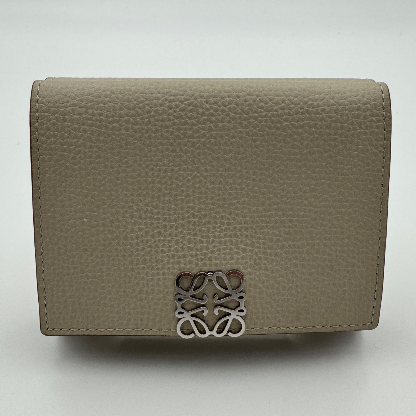 LOEWE アナグラム トライフォールド グレインカーフレザー アイボリー 
