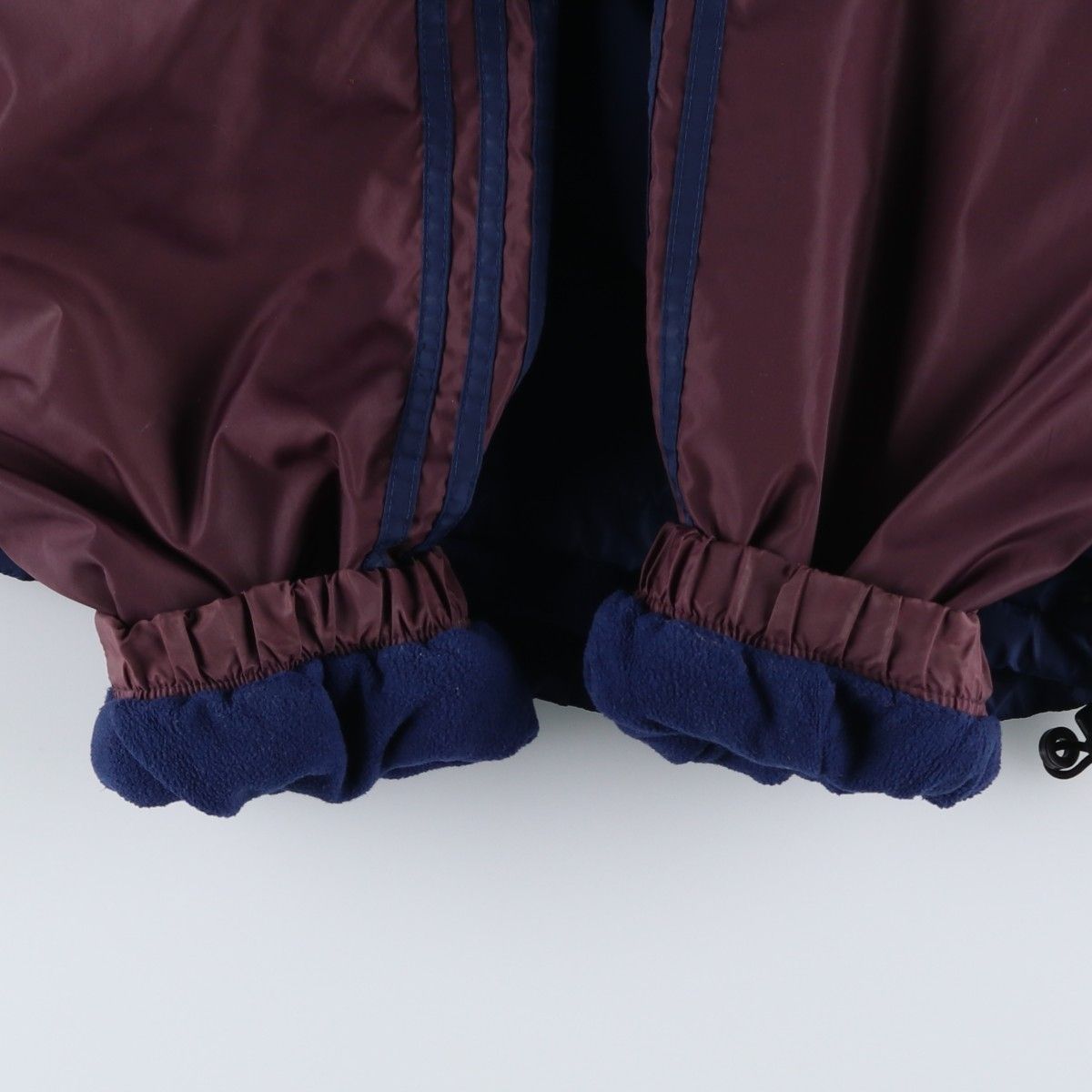 古着 90~00年代 アディダス adidas バックロゴ 中綿パーカー パファー