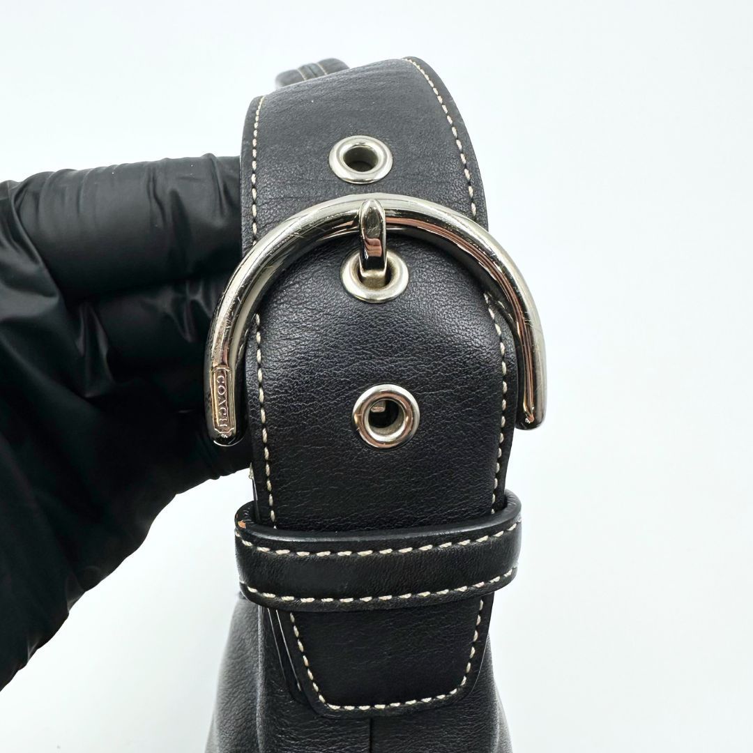美品】Coach シグネチャー ソーホー アクセサリーポーチ - メルカリ