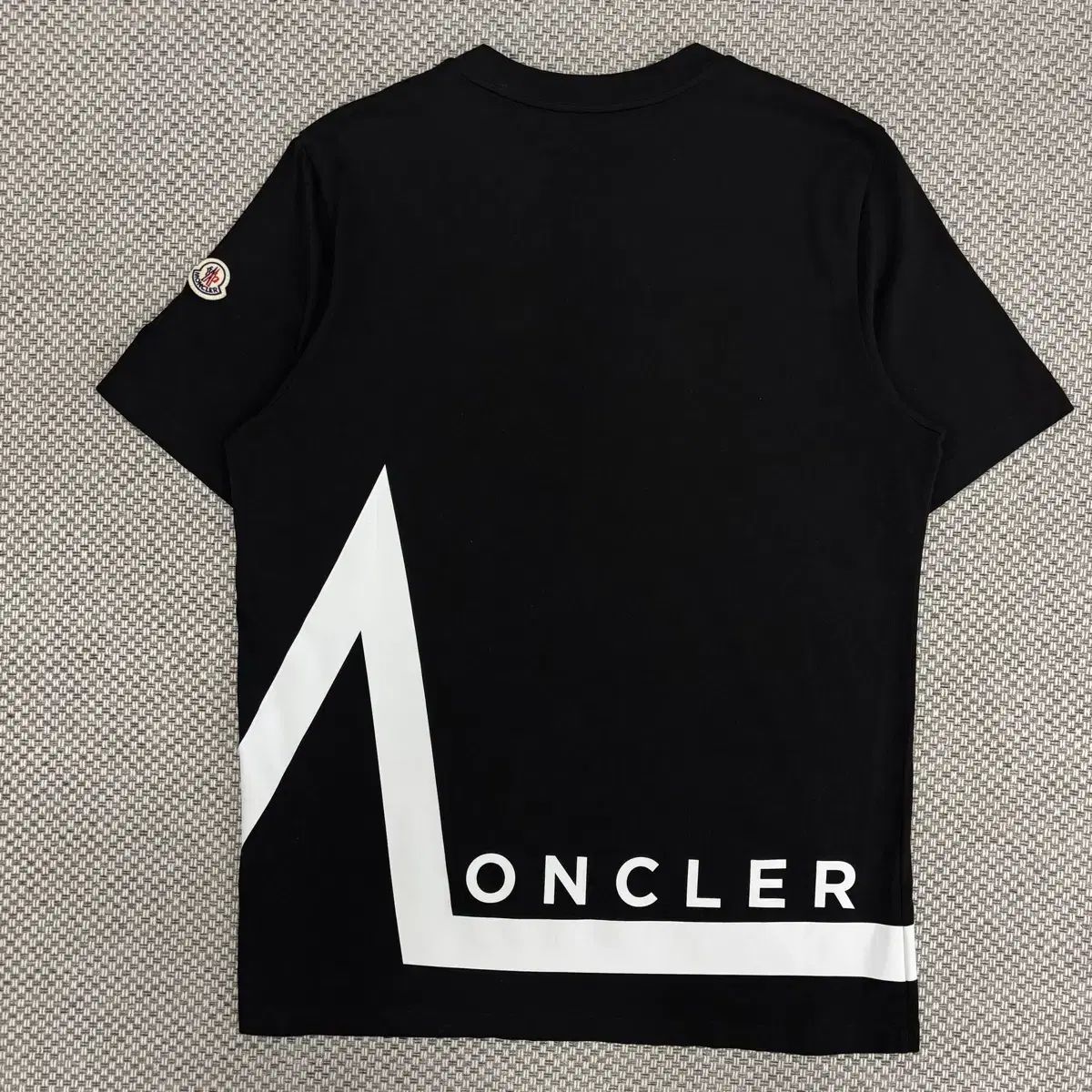 L MONCLER モンクレール ワッペン パッチ ロゴ 半袖Tシャツ-在庫限り即納