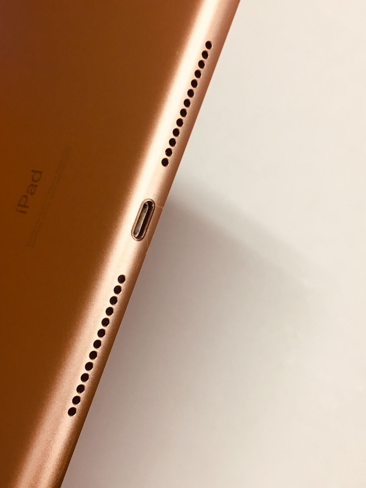 【ジャンク品】iPad 第7世代 32GB ゴールド iPad 第7世代 32GB ゴールド ジャンク品 - メルカリ