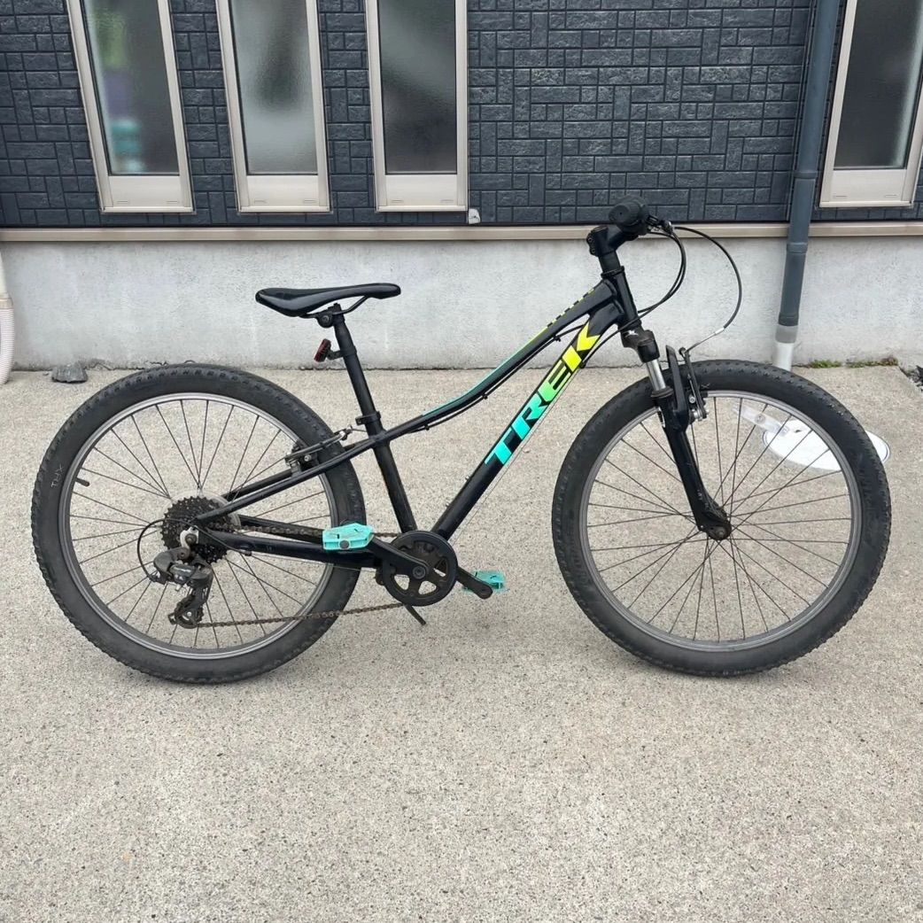 TREK トレック 24 8-speed キッズバイク 子供用自転車 2023 - メルカリ