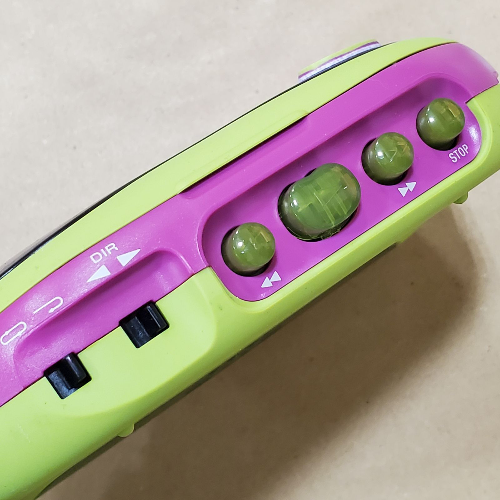 MK76【ER263】SONY カセット ウォークマン WM-EQ7 ビーンズ Beans 動作