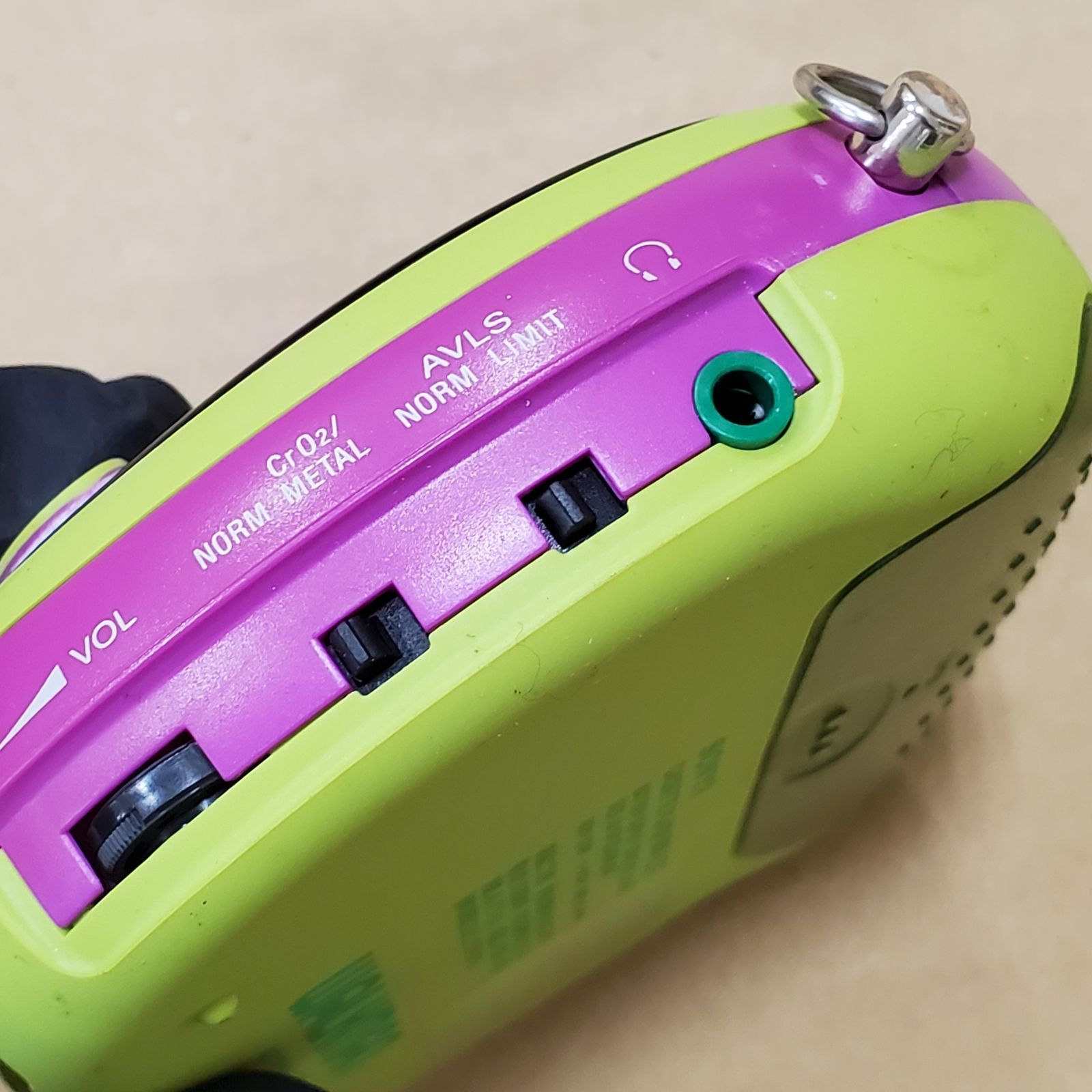 MK76【ER263】SONY カセット ウォークマン WM-EQ7 ビーンズ Beans 動作