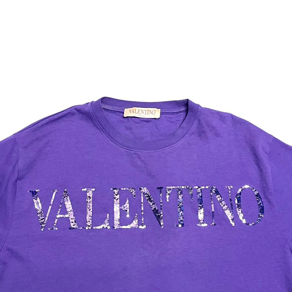 【中古】 VALENTINO ヴァレンティノ バレンチノ スパンコール クロップド Tシャツ 2B3MG20J7Q7 パープル ロゴ トップス レディース 25038681 AO 中古】 VALENTINO ヴァレンティノ バレンチノ スパンコール クロップド