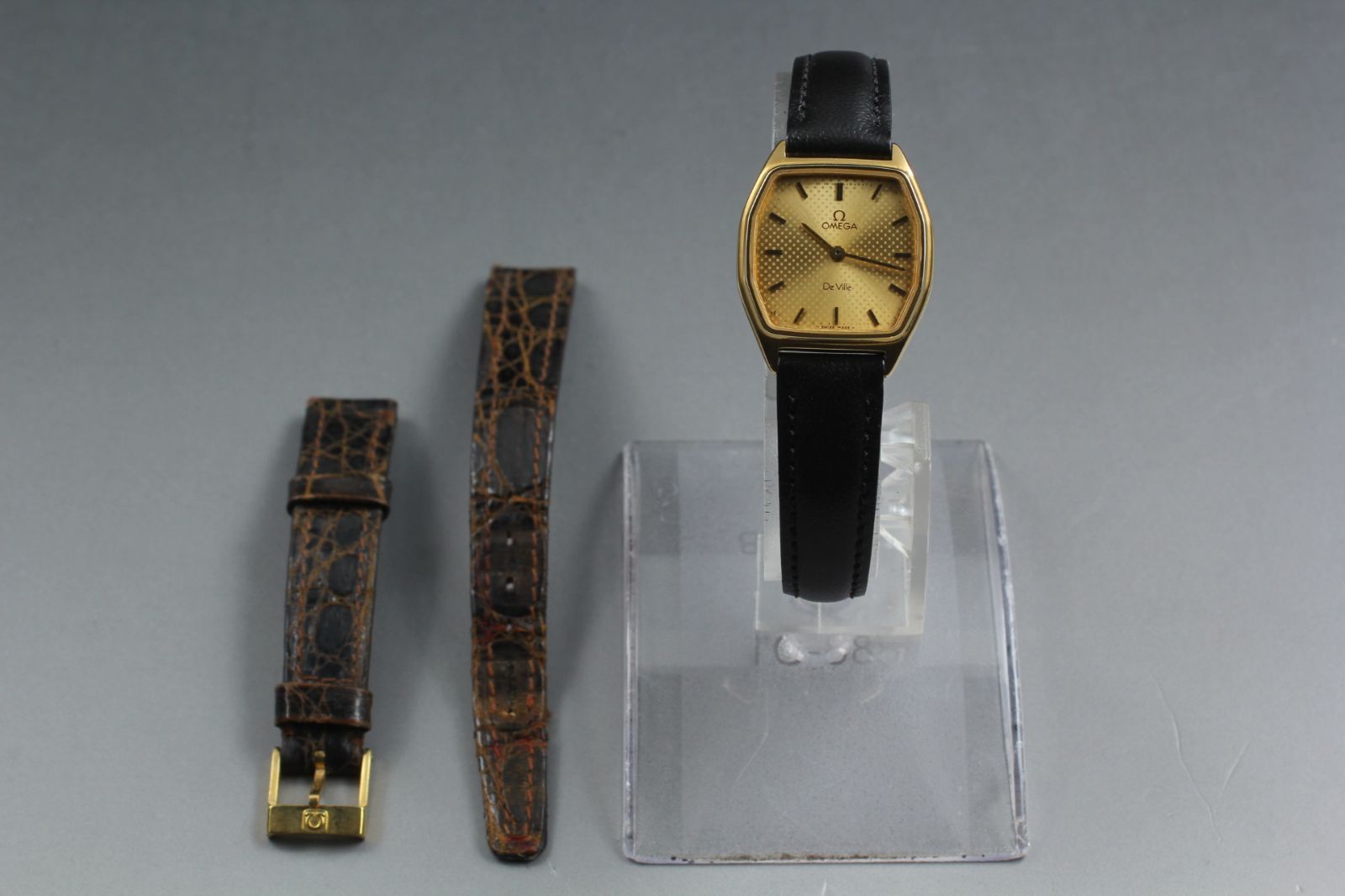 OMEGA デビル Cal.1387 レディース クォーツ ゴールド 新品ベルト 22mm 