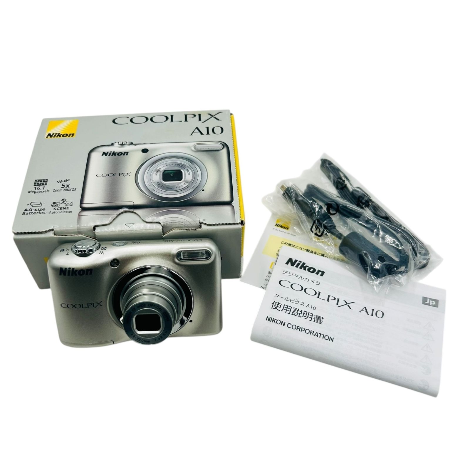 □美品 Nikon COOLPIX A10 コンデジ シルバー 動作確認済み 元箱 付属 