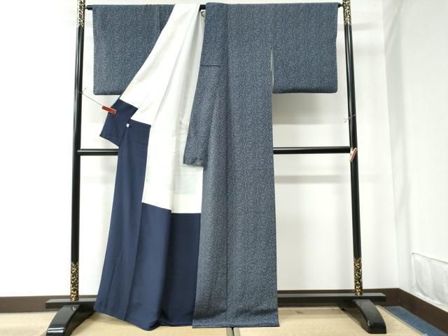平和屋着物●人間国宝　南部芳松　突彫り　江戸小紋　松　鬼しぼ縮緬　正絹　逸品　CABE2759yc 平和屋着物○人間国宝 南部芳松 突彫り 江戸小紋 松 鬼しぼ縮緬 正絹