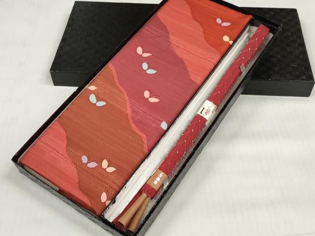 平和屋着物●和装小物　帯締め・帯揚げセット　舞蝶文　手組紐　笹浪組　逸品　未使用　DABD7632zzz 平和屋着物○和装小物 帯締め・帯揚げセット 舞蝶文 手組紐 笹浪組