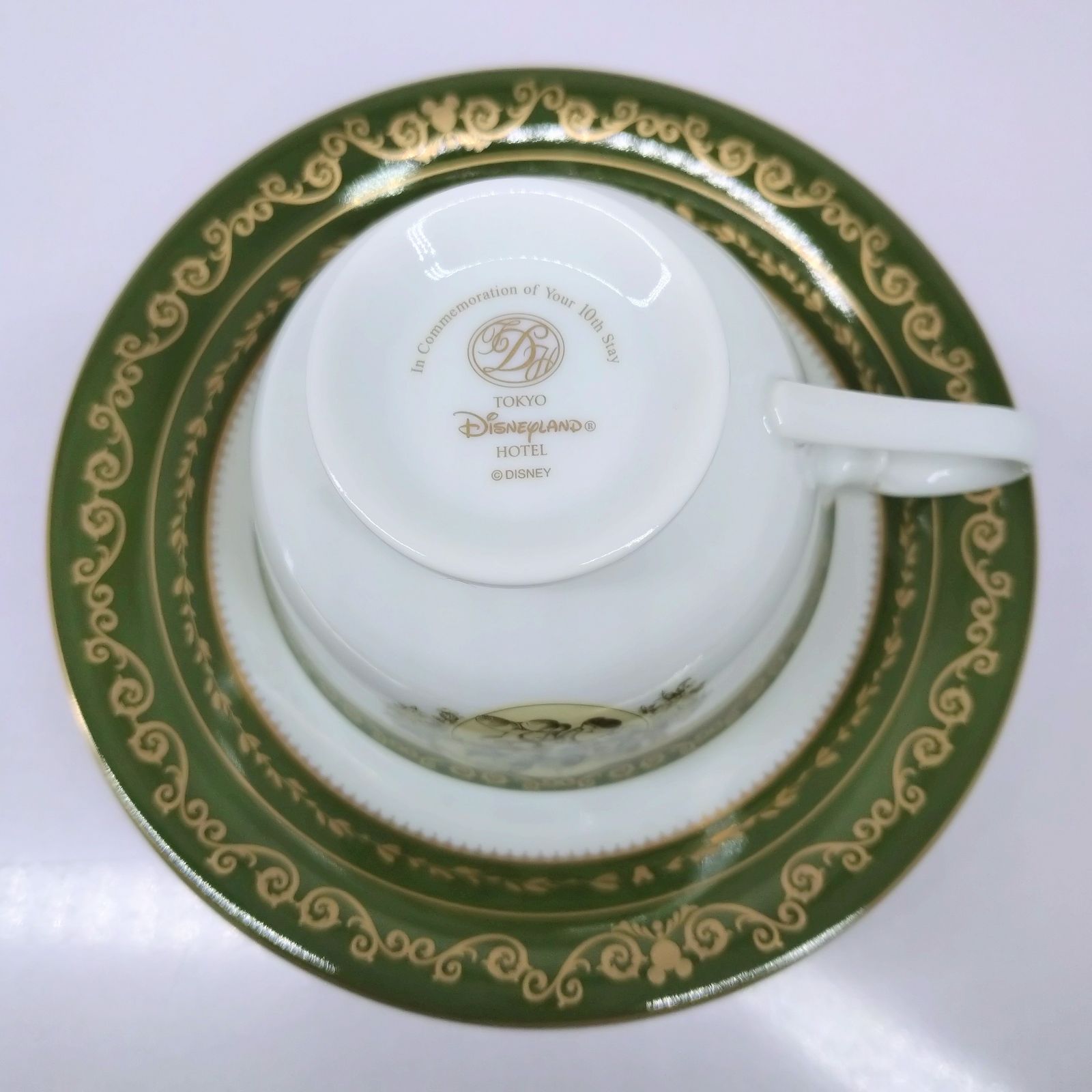 ディズニーランドホテル 10回宿泊記念品 ペア カップ&ソーサー - メルカリ ディズニーランドホテル 10回宿泊記念品 ペア カップ&ソーサー - メルカリ