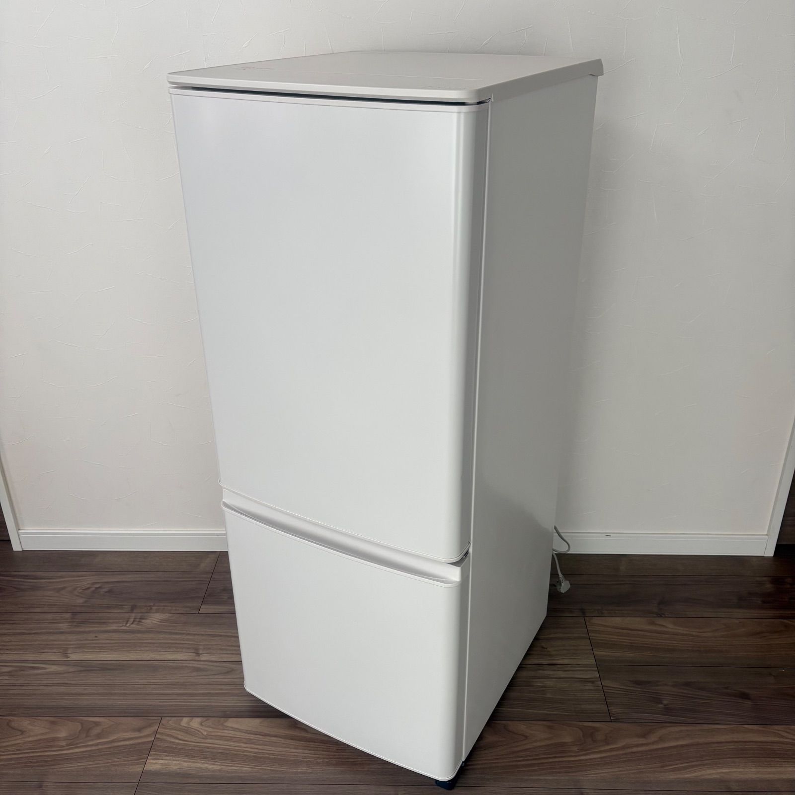 三菱 冷蔵庫 146L 2023年製 MR-P15J-W ホワイト - メルカリ