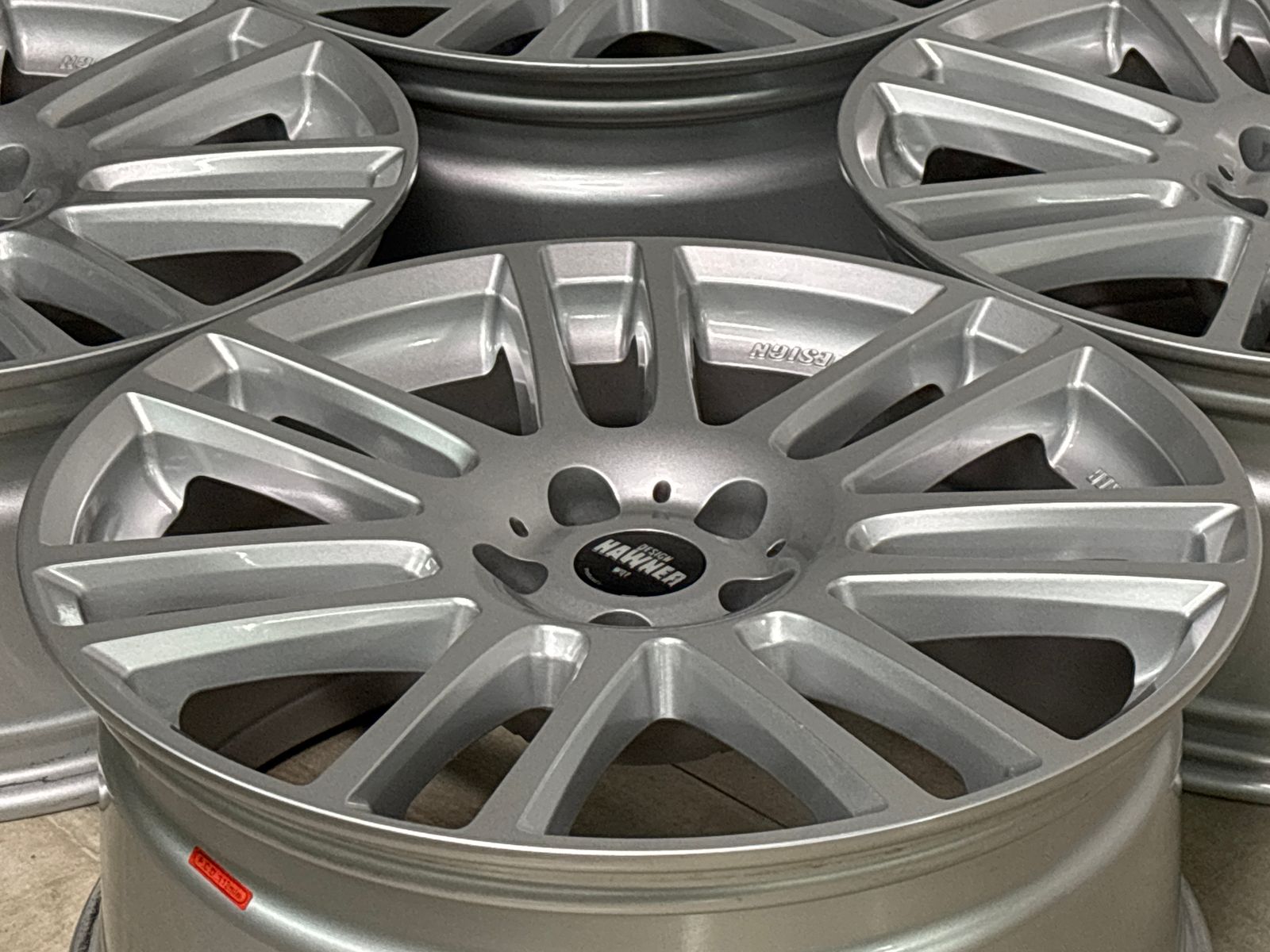 【美品】ハウナーデザイン W07 19in 8.5J+32 PCD112 4本セット アウディ F5 A5 8T 8F S5 4G8 A7 ...
