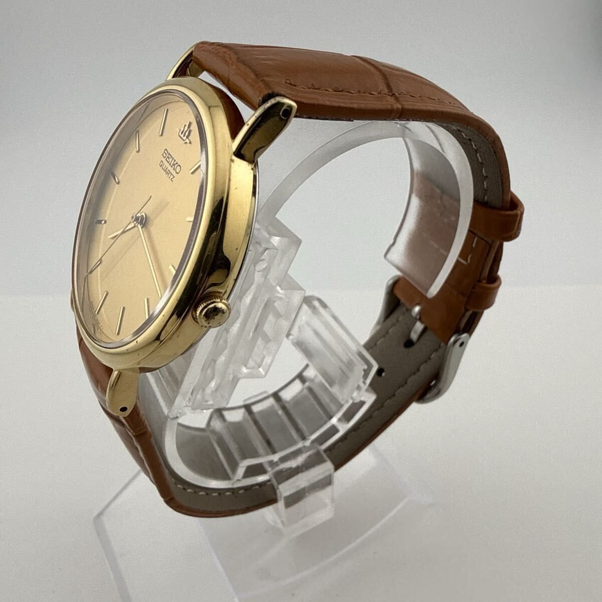 SEIKO 7N01-8A10 セイコー クオーツ ゴールド文字盤メンズ腕時計 不 