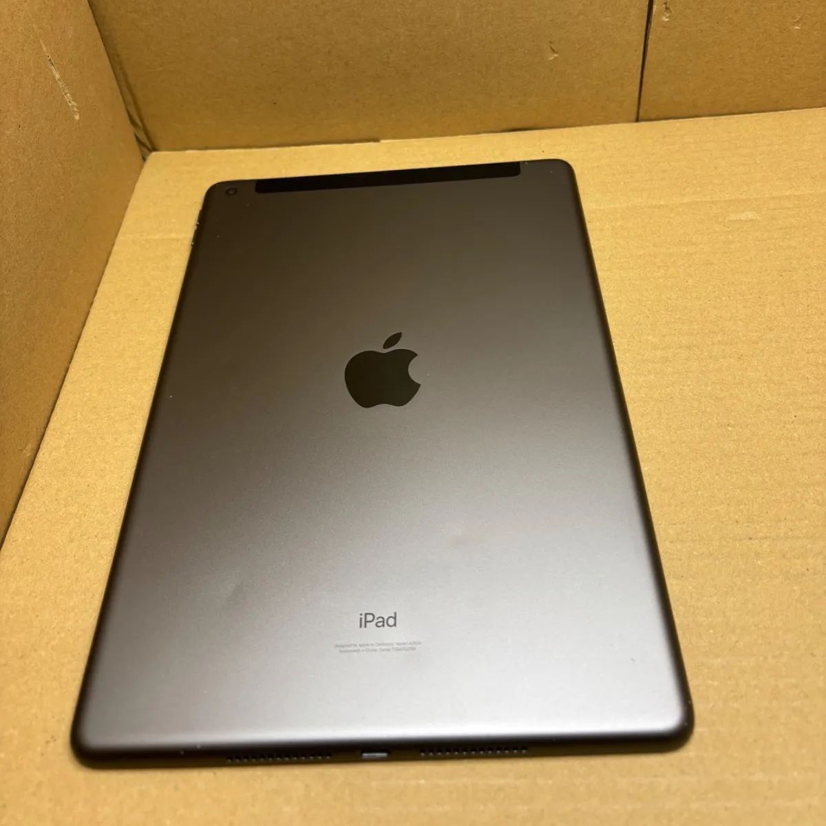iPad 第9世代 64GB スペースグレイ Wi-Fi+Cellular - メルカリ
