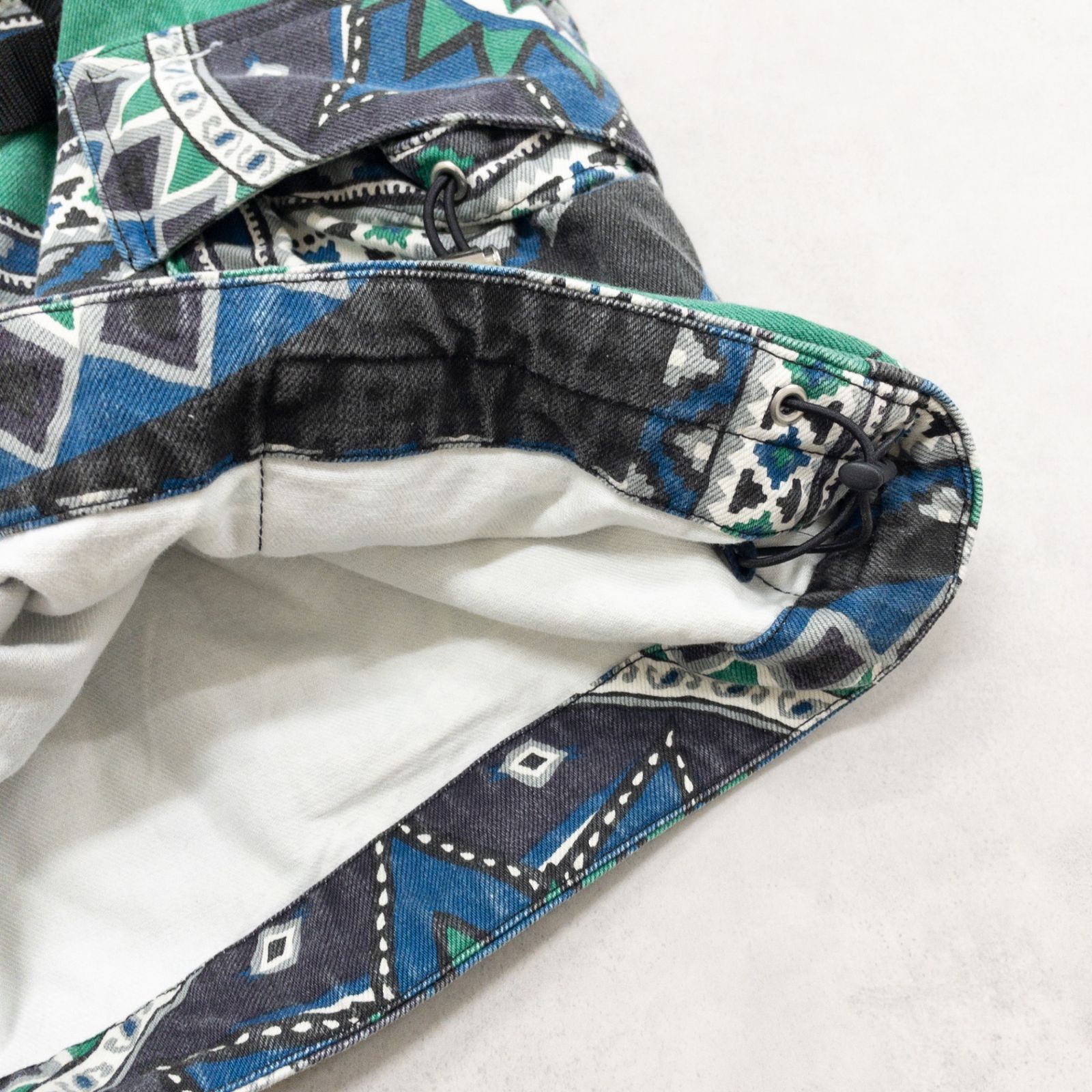sacai サカイ ハーフパンツ ショートパンツ 総柄 ペイズリー バンダナ コットン グリーン ブルー メンズ 3 b00876 sacai サカイ ハーフパンツ ショートパンツ 総柄 ペイズリー バンダナ