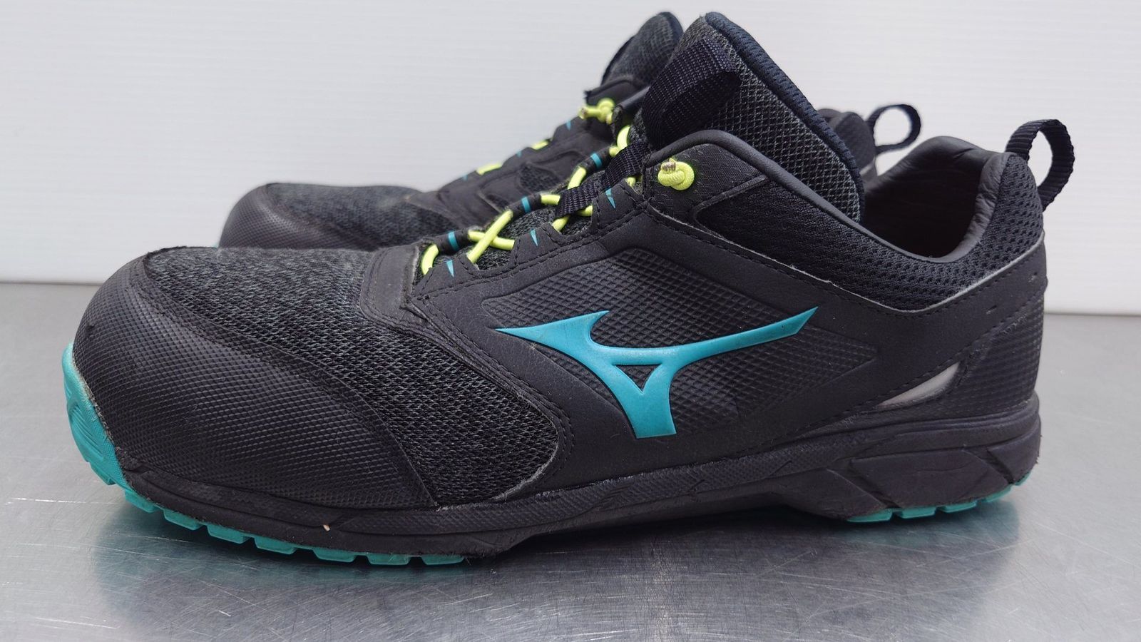 ミズノ　MIZUNO　プロアクティブスニーカー　安全靴F1GA190391　サイズ27 ミズノ MIZUNO プロアクティブスニーカー 安全靴F1GA190391 サイズ27