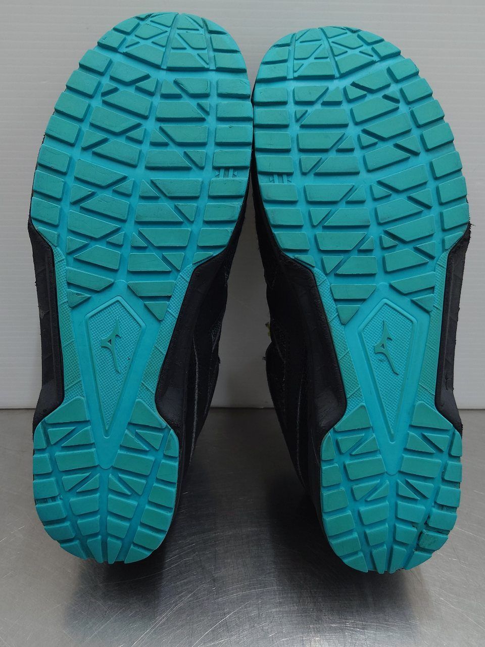 ミズノ　MIZUNO　プロアクティブスニーカー　安全靴F1GA190391　サイズ27 ミズノ MIZUNO プロアクティブスニーカー 安全靴F1GA190391 サイズ27