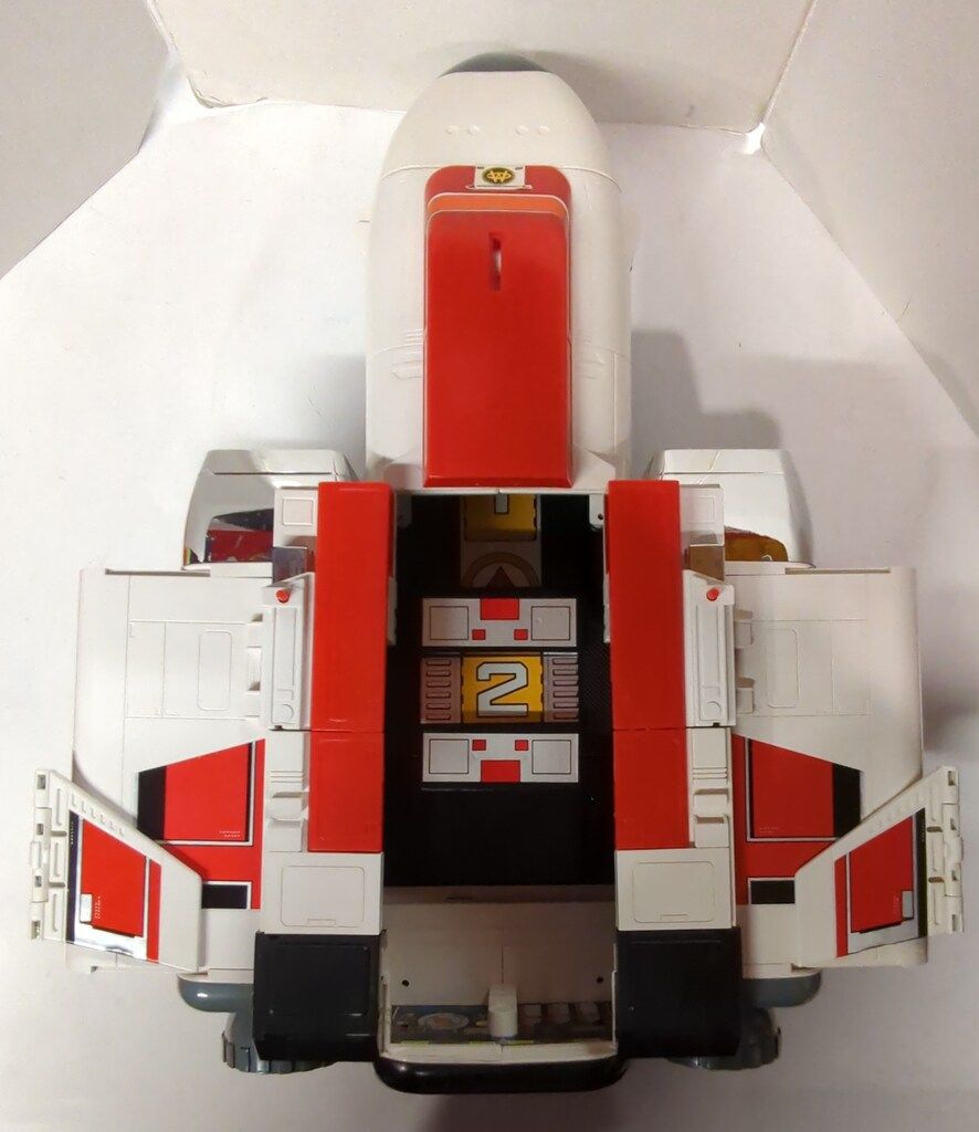 バンダイ BIGスケール 電撃戦隊チェンジマン シャトルベース - メルカリ