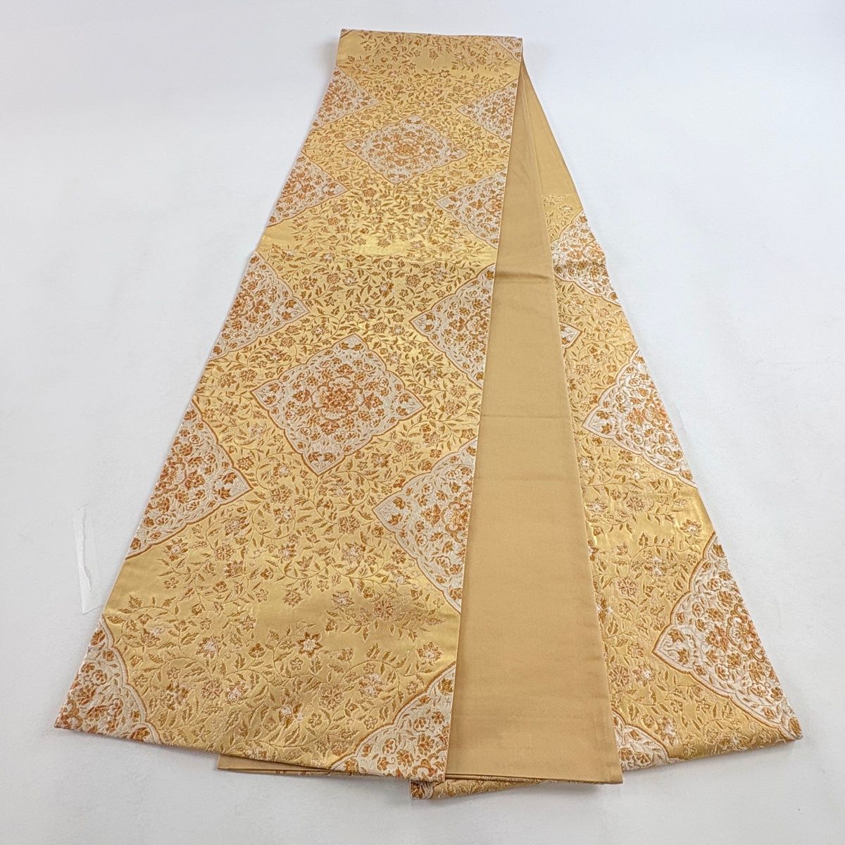 キラキラ 箔糸 金糸 華やか 袋帯 美品】 袋帯 名品 河村織物 落款 手おり 花唐草 古代麗雅文 金糸 箔