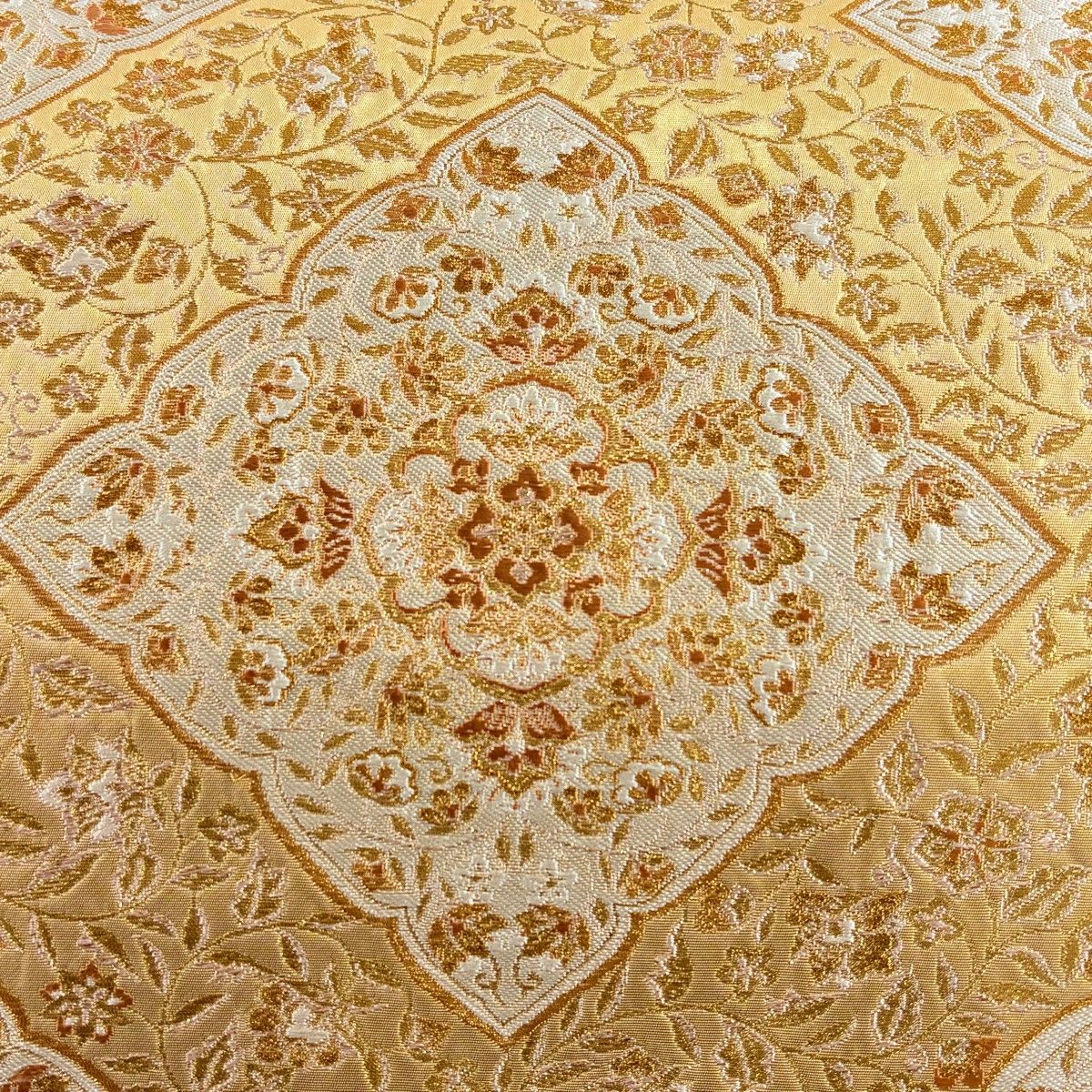 美品】 袋帯 名品 河村織物 落款 手おり 花唐草 古代麗雅文 金糸 箔