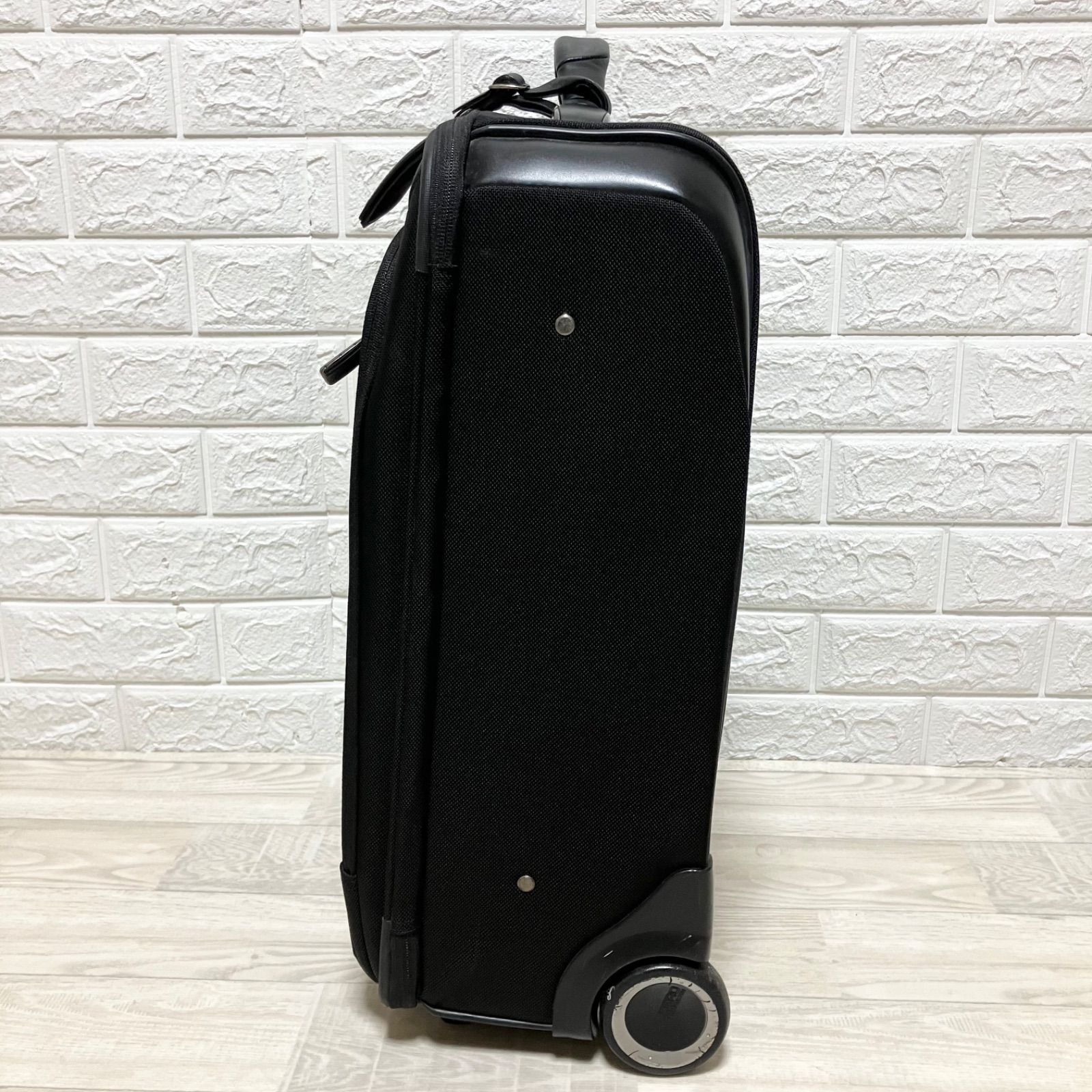 廃盤品 希少 レア ZERO HALLIBURTON ゼロハリバートン ソフトキャリー 