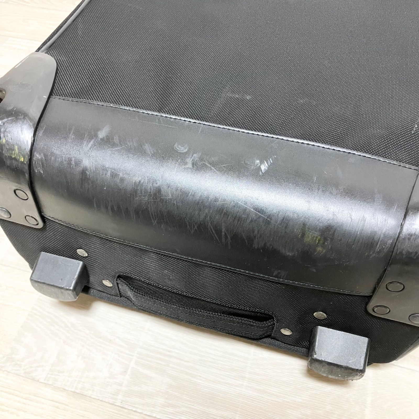 廃盤品 希少 レア ZERO HALLIBURTON ゼロハリバートン ソフトキャリー 