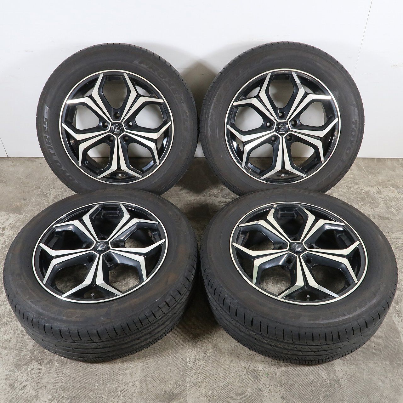 ハリアー RAV4 エクストレイル 等に 4本 WREST WS-7 18インチ 7J +38 
