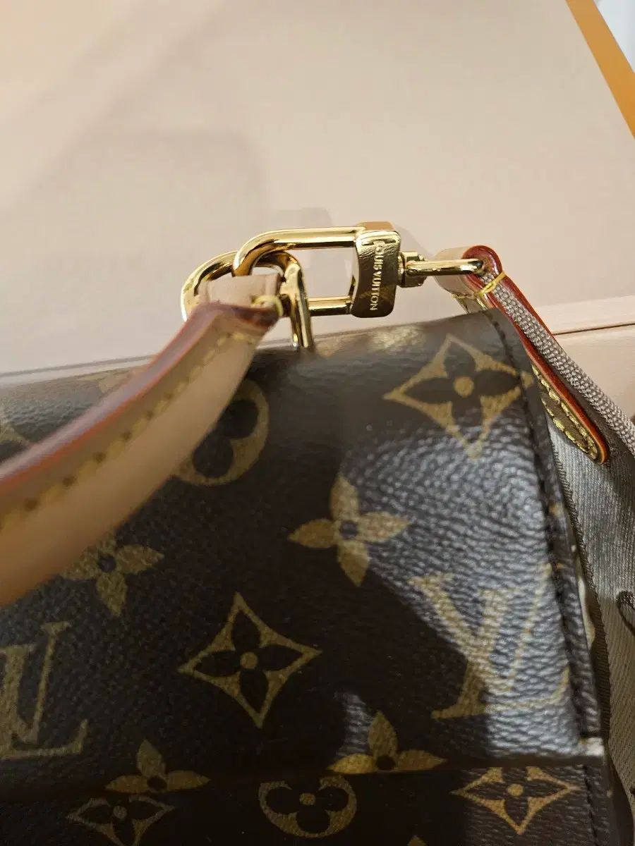 Buy from Japan Easily