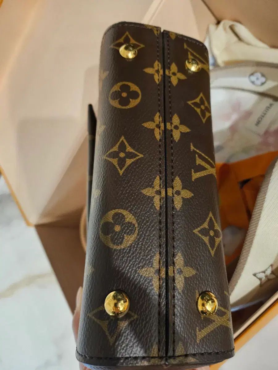 Buy from Japan Easily