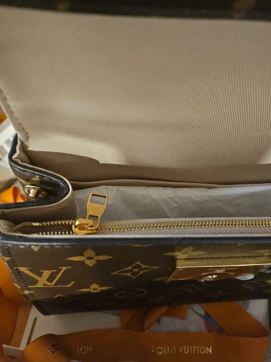 Buy from Japan Easily