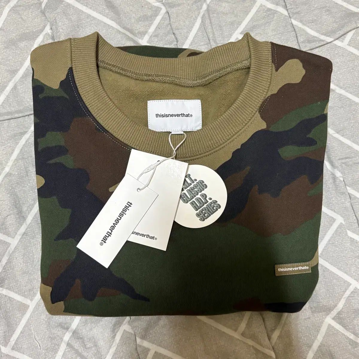thisisneverthat T N T Classic クルーネック カモ M - メルカリ
